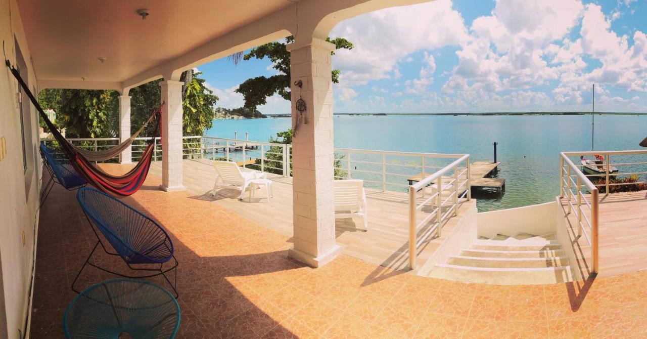 Casa Sol Y Luna Bacalar Bed & Breakfast エクステリア 写真