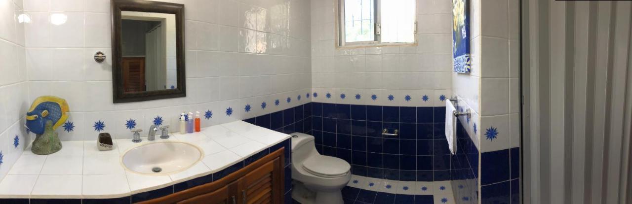 Casa Sol Y Luna Bacalar Bed & Breakfast エクステリア 写真