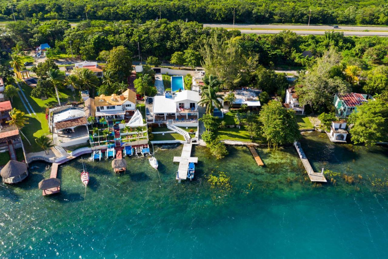 Casa Sol Y Luna Bacalar Bed & Breakfast エクステリア 写真