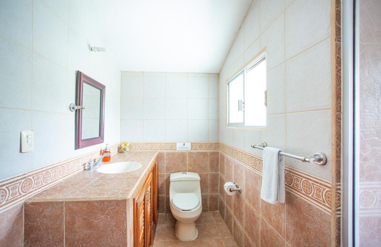 Casa Sol Y Luna Bacalar Bed & Breakfast エクステリア 写真