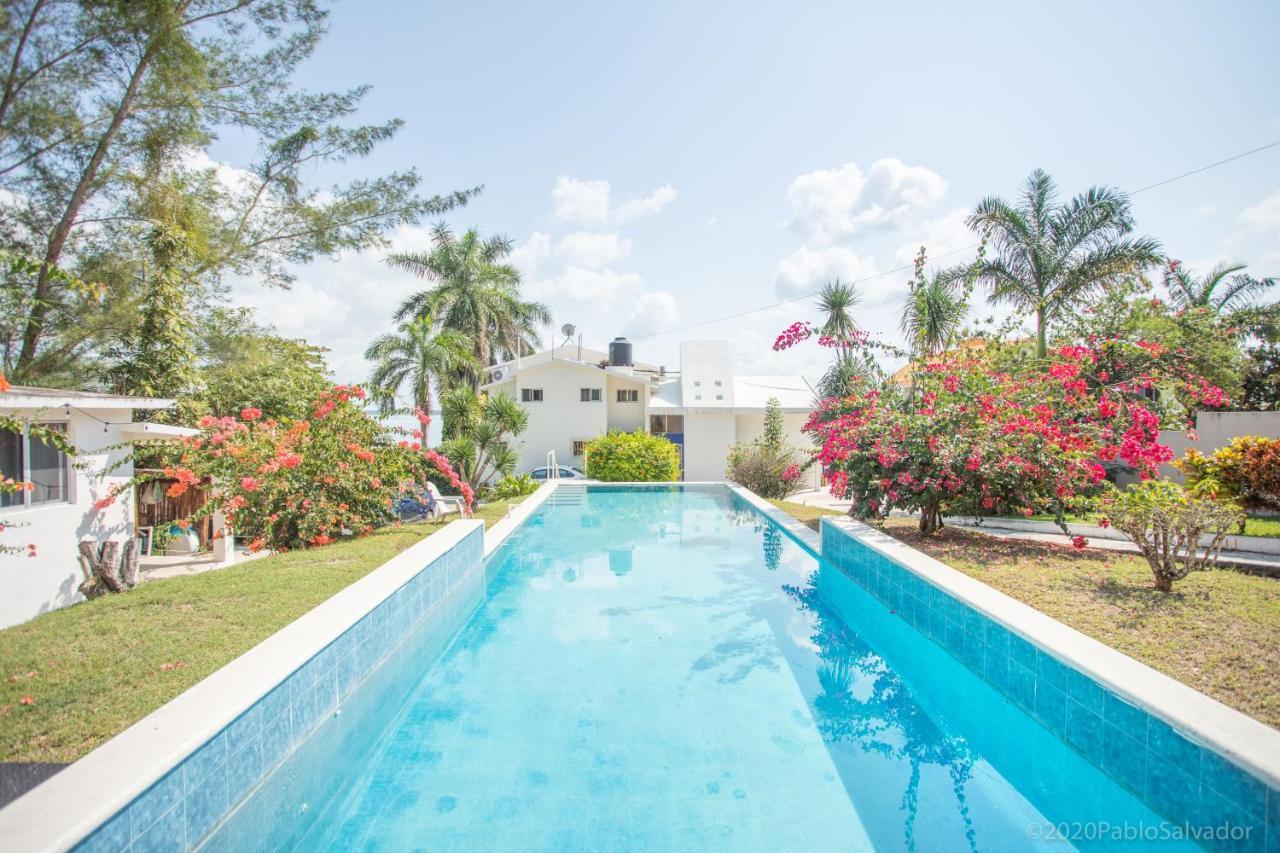 Casa Sol Y Luna Bacalar Bed & Breakfast エクステリア 写真