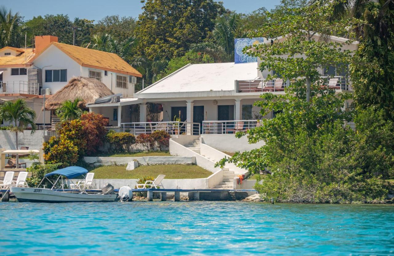 Casa Sol Y Luna Bacalar Bed & Breakfast エクステリア 写真